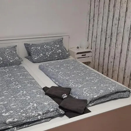 Rum i privatbostad Stadtvilla - Gaestehaus Mit Gemeinschaftskueche, Hausnummer 34 Marne