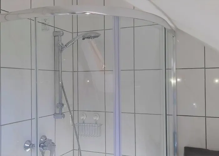 Stadtvilla - Mit Gemeinschaftsküche, Hausnummer 34 *